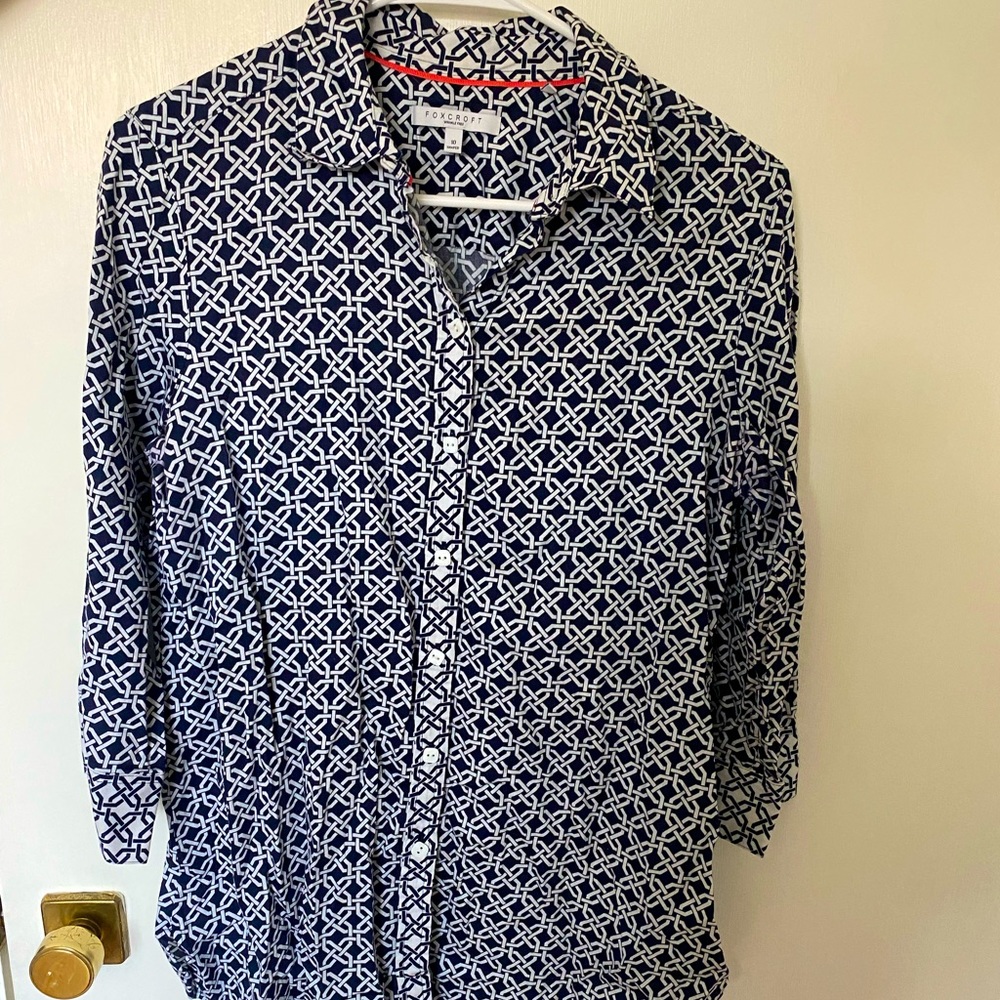 Foxcroft blue and white patterned blouse